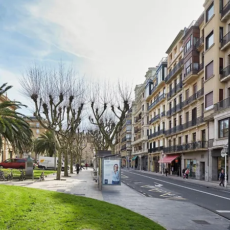 The Collection - Opera سان سيباستيان