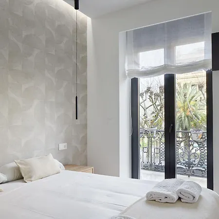 The Collection - Opera